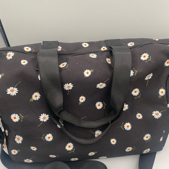 Alice + Olivia Black Daisy Travel Bag - Picture 3 of 7